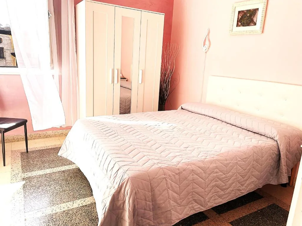 Small Double Room — GuestHouse Martin