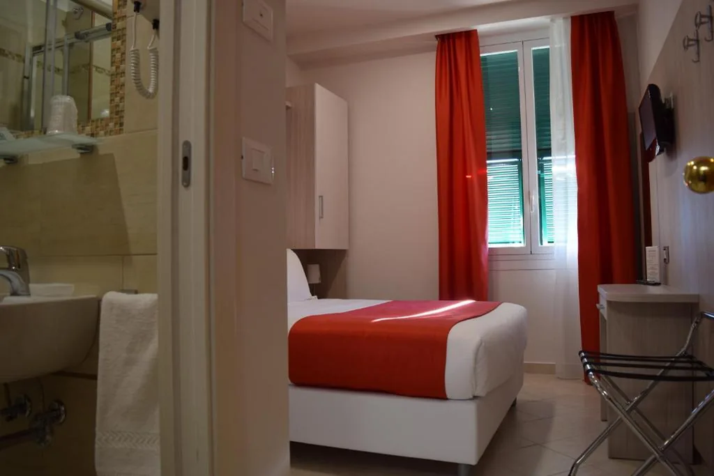 Camera Matrimoniale Piccola — Hotel Lido