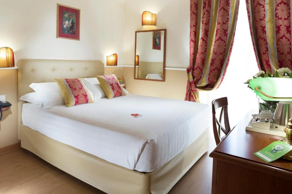 Camera Matrimoniale Piccola — Hotel Milton Roma