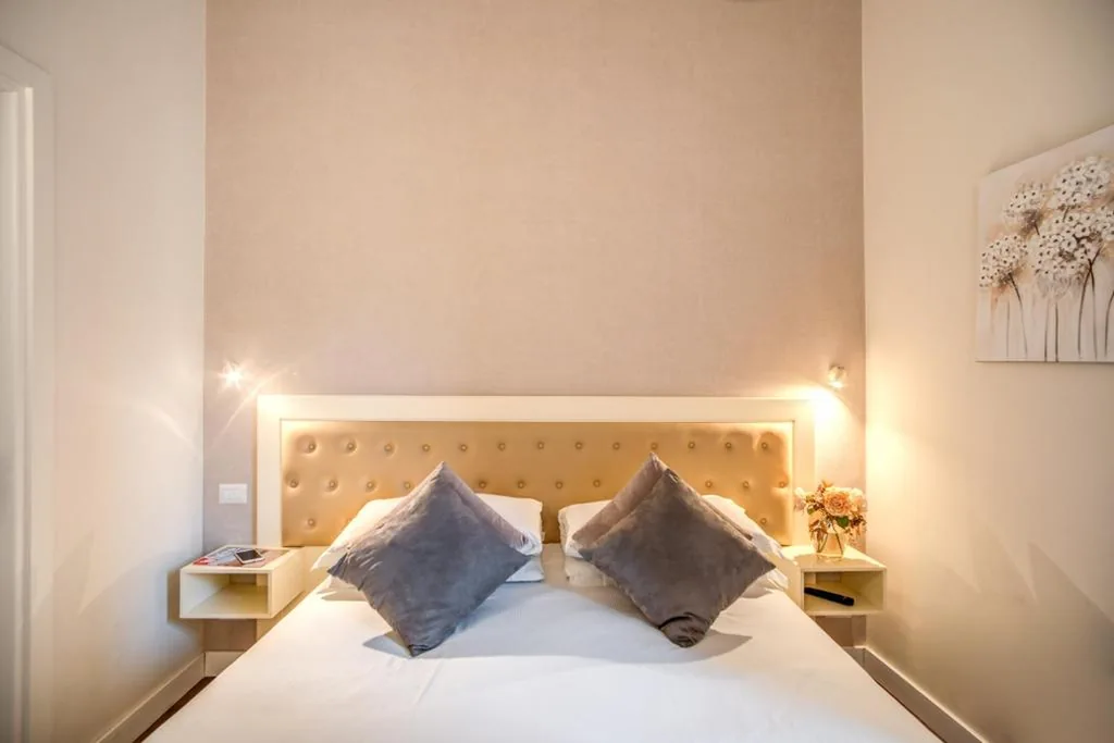 Small Double Room — Hotel San Silvestro