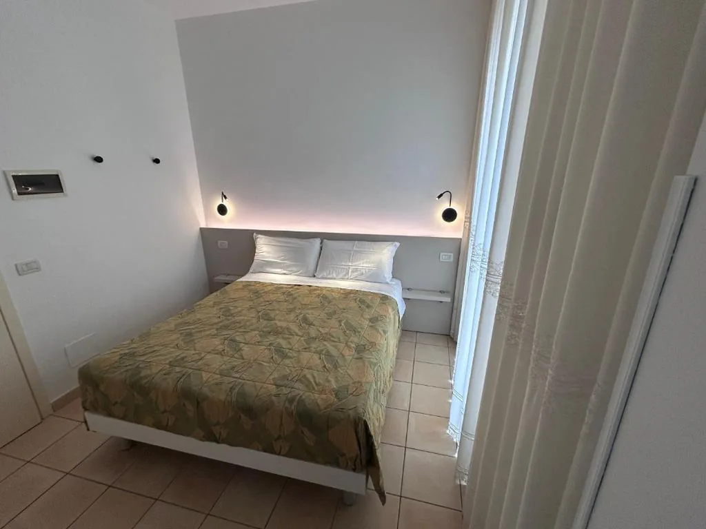 Small Double Room — La Conchiglia