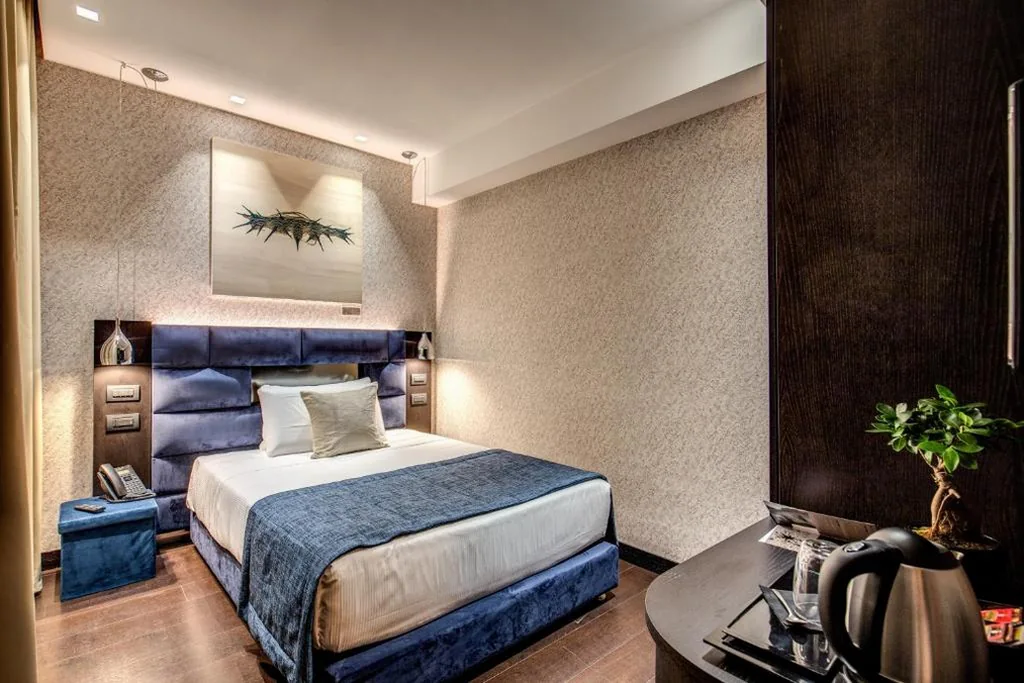 Small Double Room — Prassede Palace Hotel