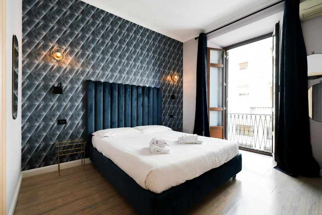 Camera Matrimoniale Piccola — R-home fine rooms guesthouse