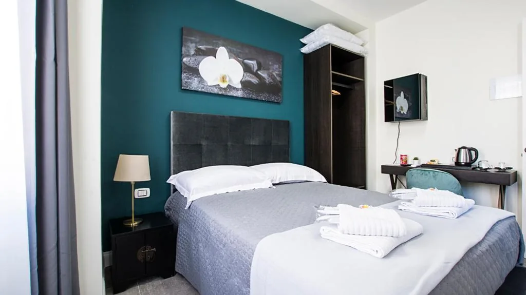 Small Double Room — Regolo Rooms Vaticano