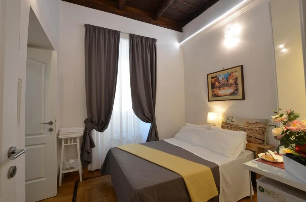 Small Double Room — Roman Nights
