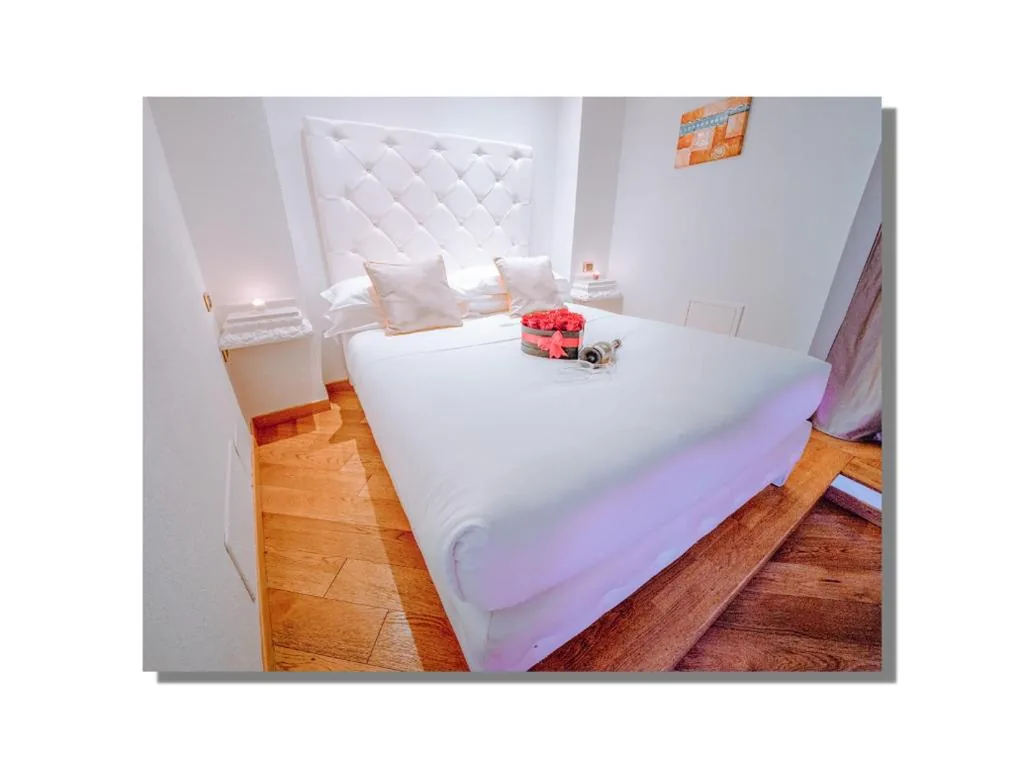 Small Standard Double Room — Maison Spagna Suites