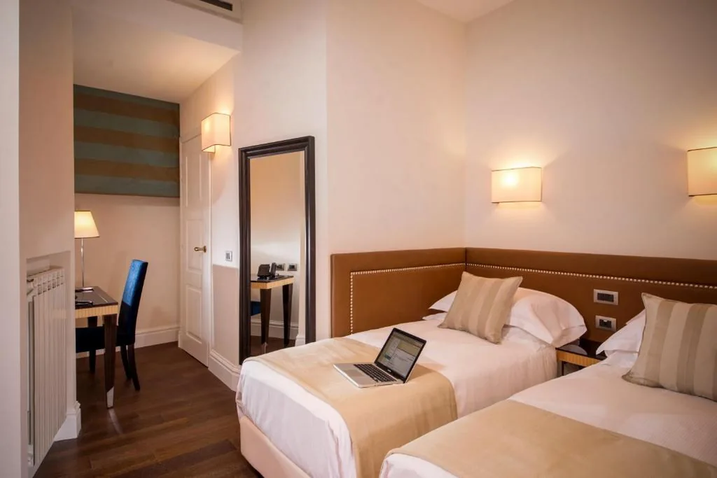 Small Double Room — Tridente Suites