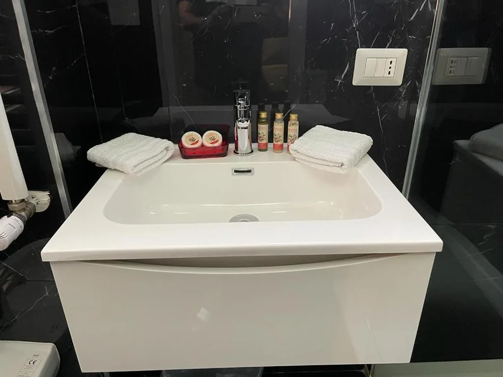 Small Double Room — Vatican G&G Suites