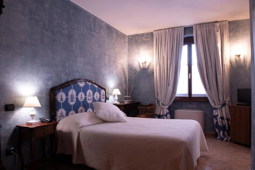 Camera Matrimoniale Piccola — Villa Castelletto