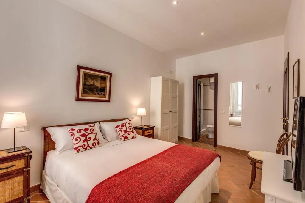 Camera Matrimoniale — Piccolo Trevi Suites