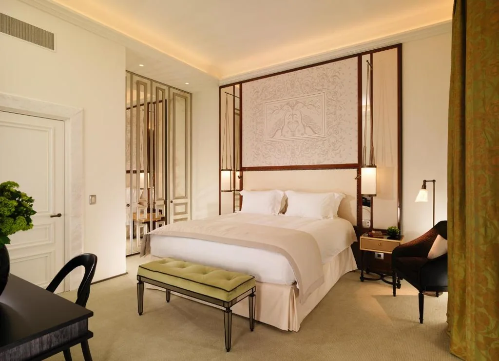 Camera Matrimoniale Prestige — Hotel Eden – Dorchester Collection