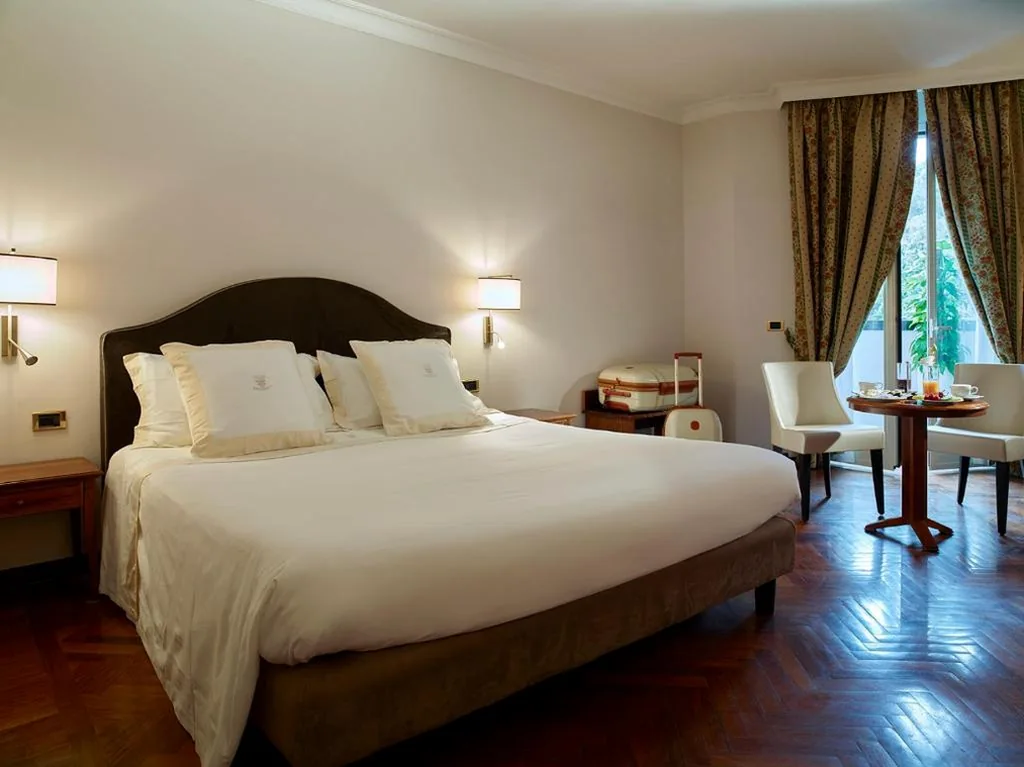 Camera Matrimoniale Prestige — Hotel Niccolo’ V – Terme dei Papi