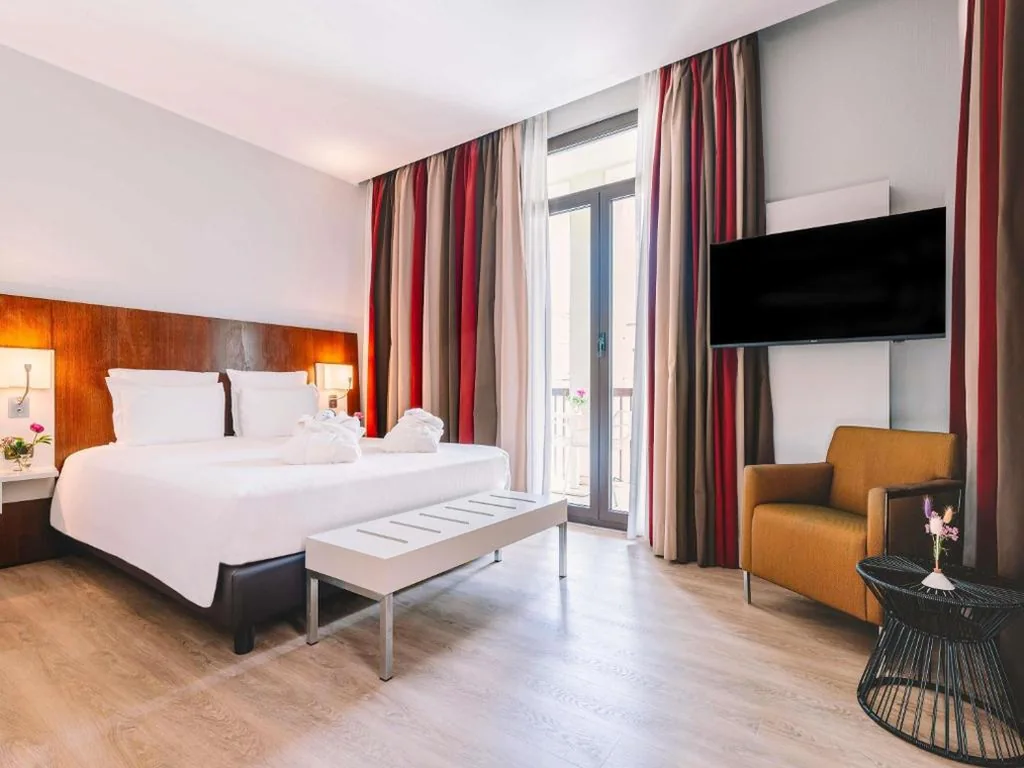Camera Matrimoniale Privilege — Mercure Roma Piazza Bologna