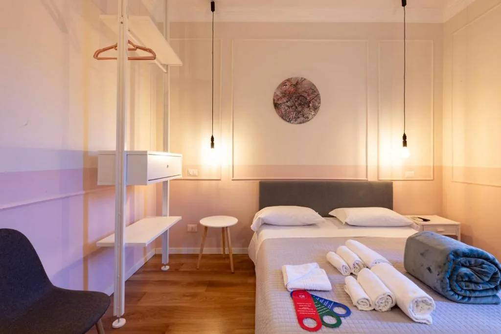 Camera Matrimoniale — Rdr Tortona Rooms