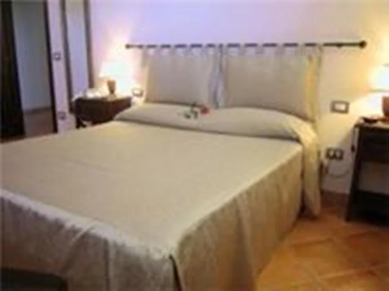 Double Room — Residence Hotel La Commenda