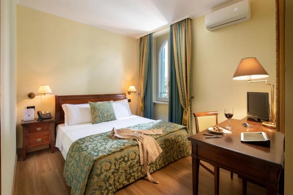 Camera Matrimoniale — Residence Verdeborgo
