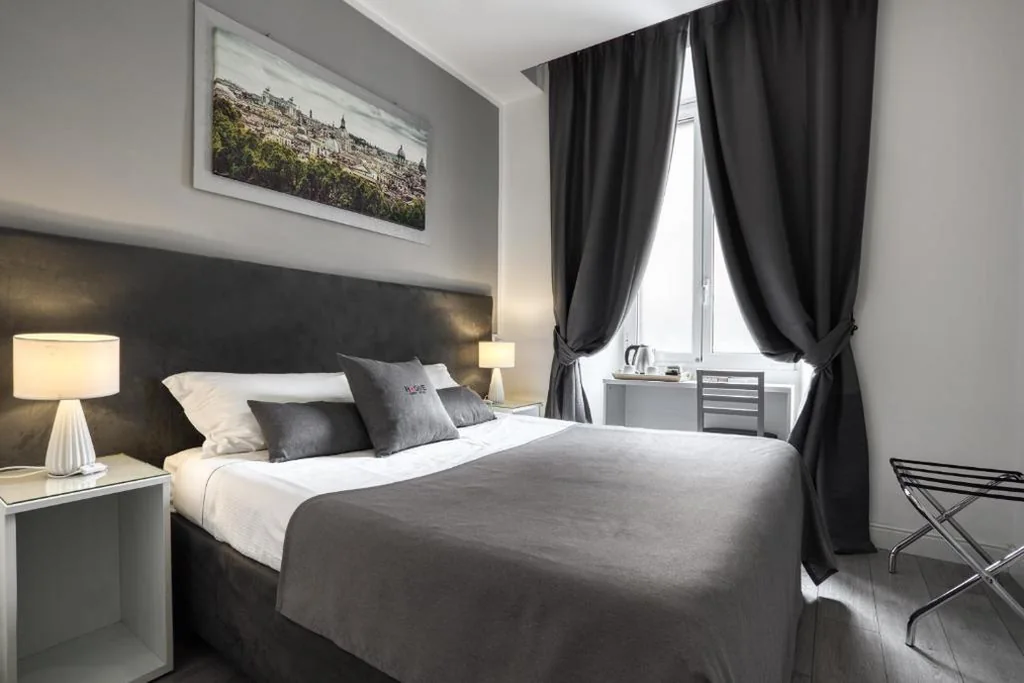 Camera Matrimoniale — Rhome Guest House