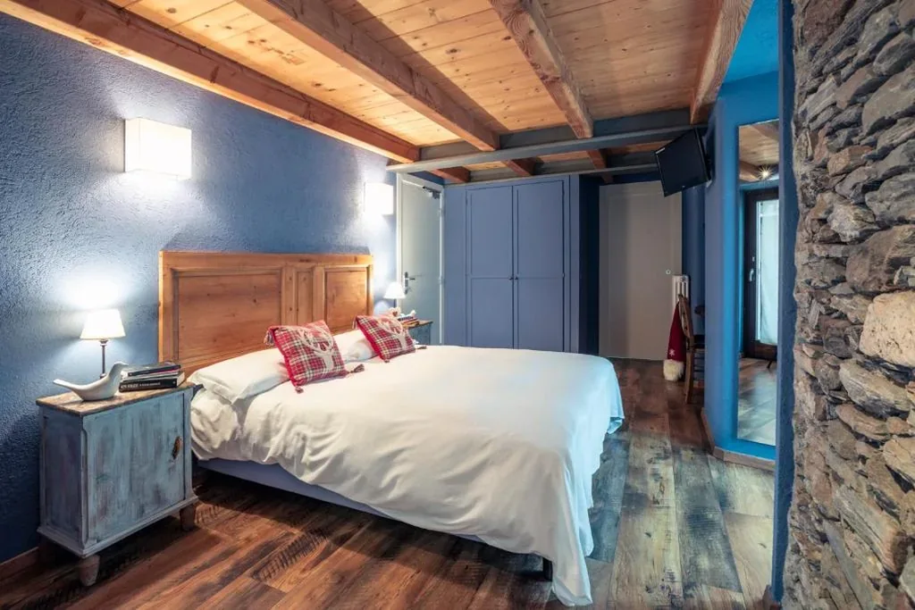 Double Room — Rifugio Lilla