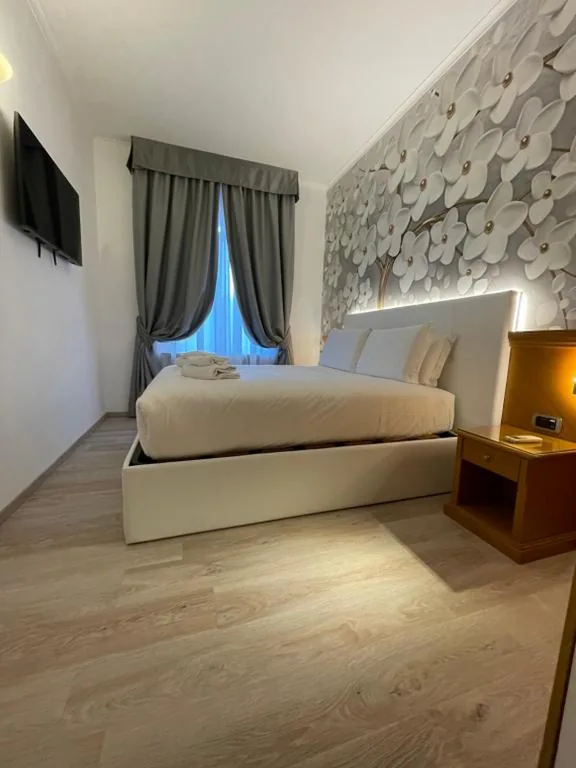 Camera Matrimoniale — Roma dei Papi B&B