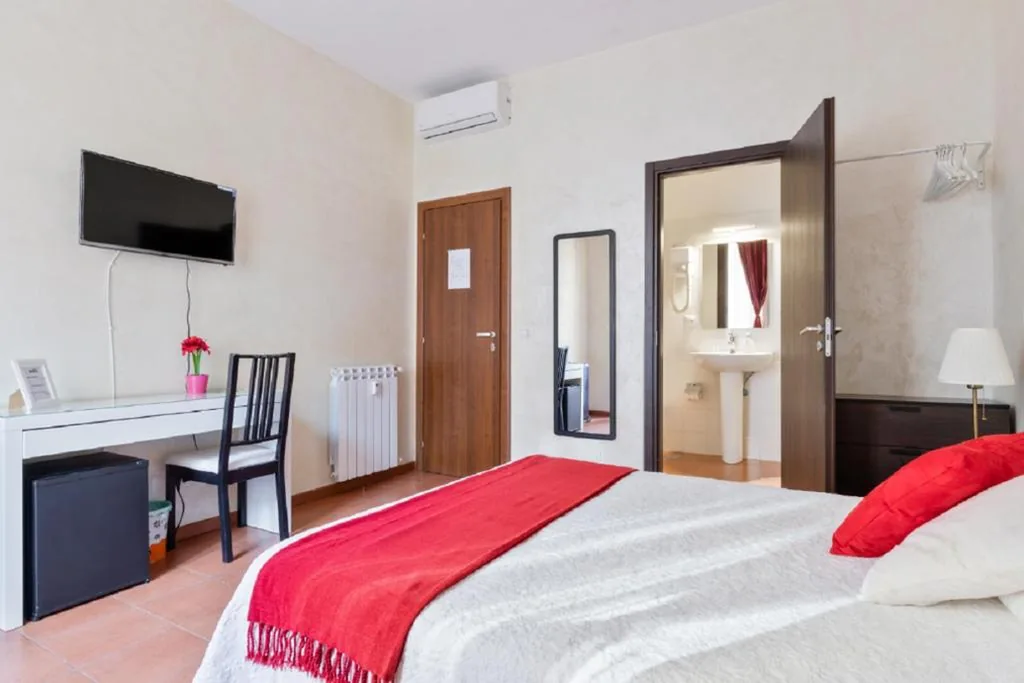 Camera Matrimoniale — Roma Enrico Guesthouse