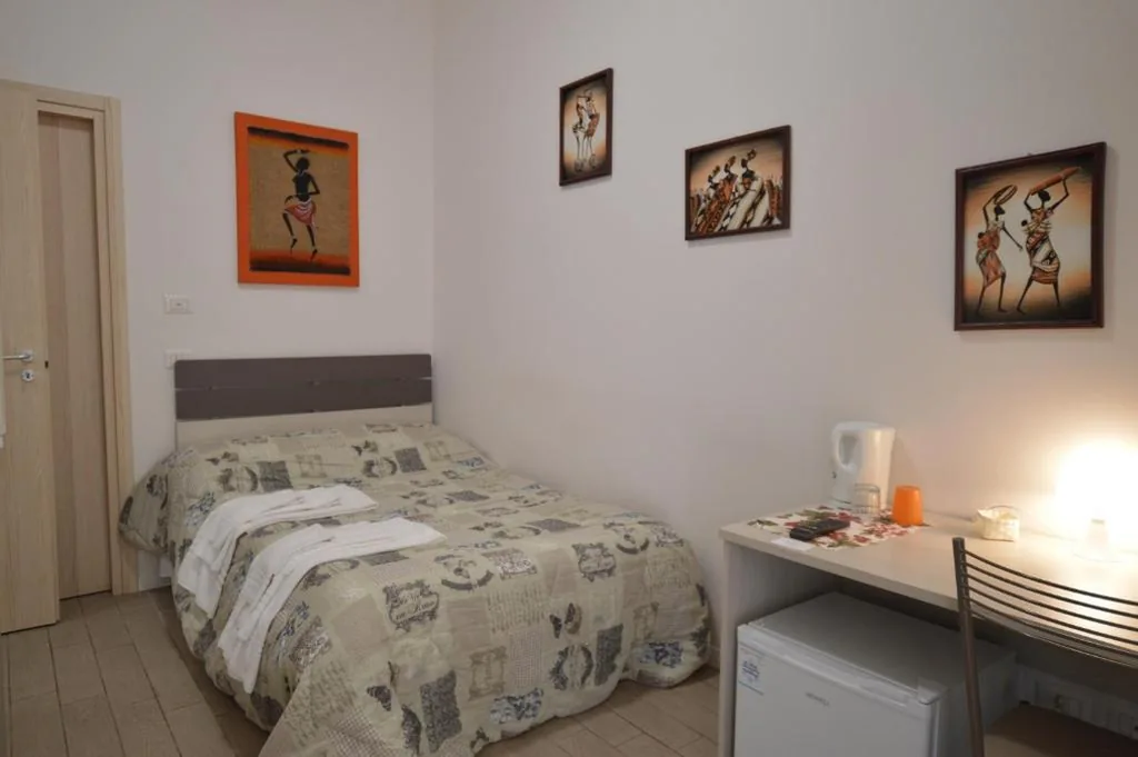 Double Room — Rooms Monteverde