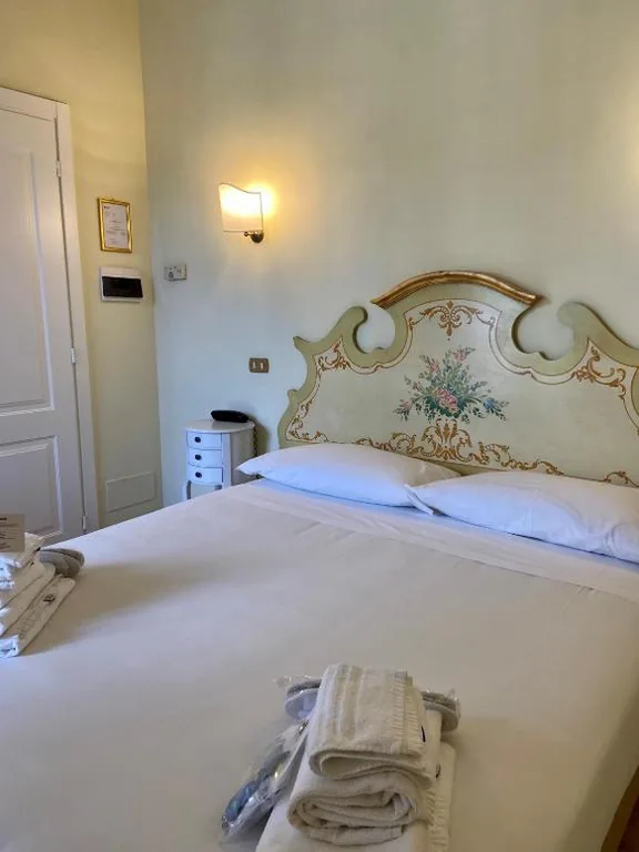 Camera Matrimoniale — Sourire Hotel