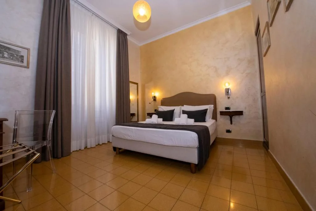 Standard Double Room — Aelius