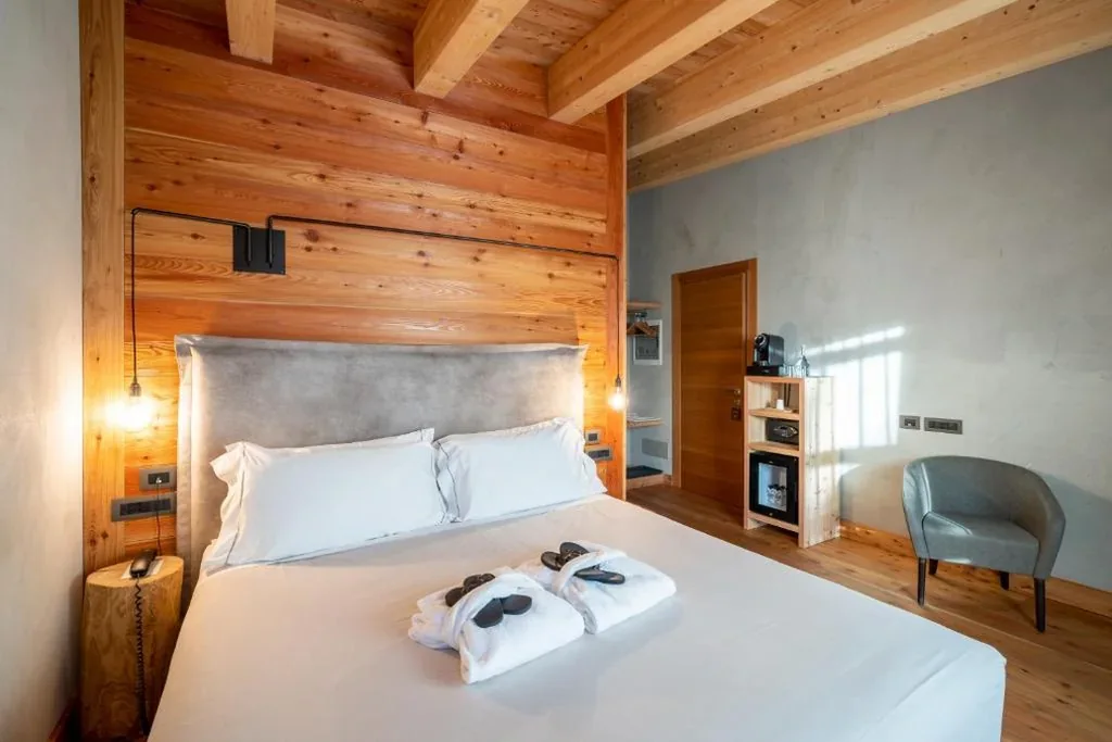 Camera Matrimoniale Standard — Au Charmant Petit Lac – Ecohotel Parc & Spa