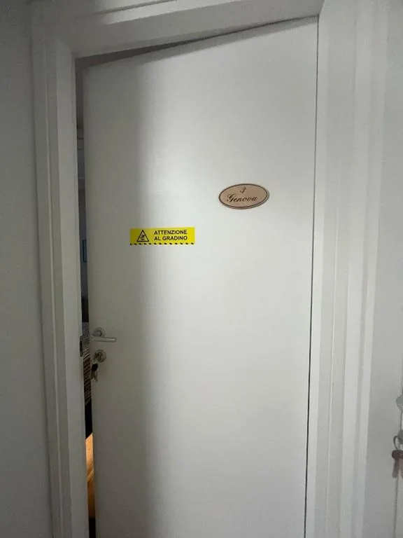 Standard Double Room — B&B Genova Centrale