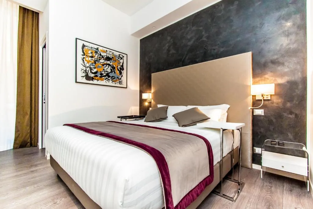 Standard Double Room — Calisto Luxury Trastevere