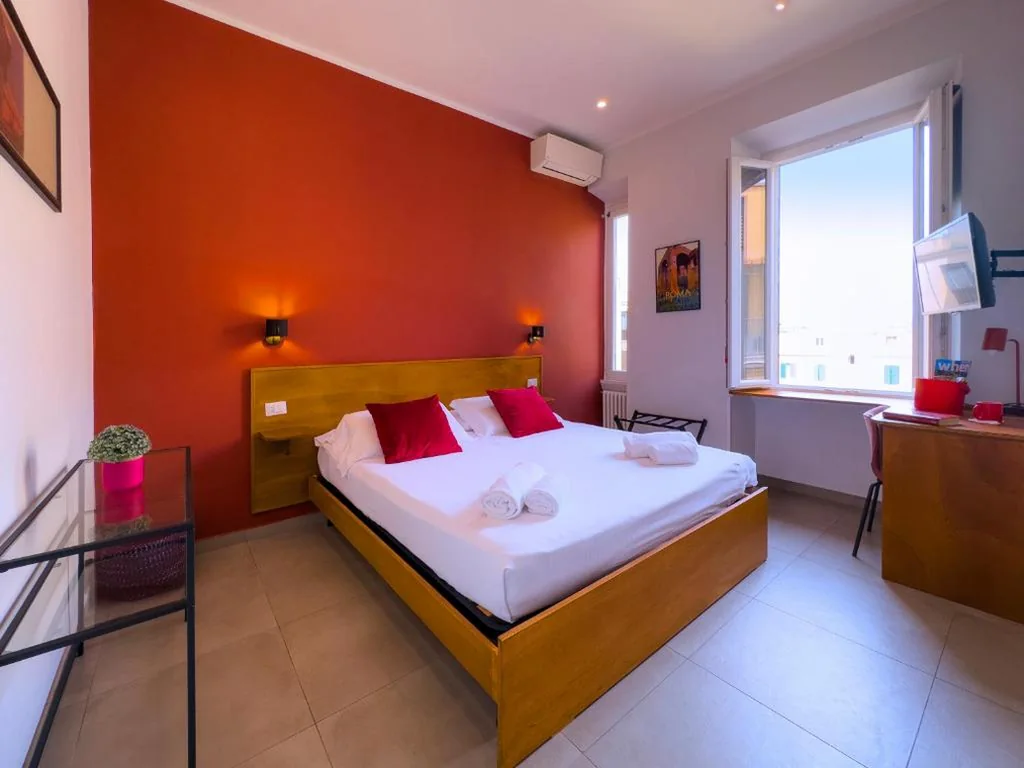 Standard Double Room — Casa Cecilia