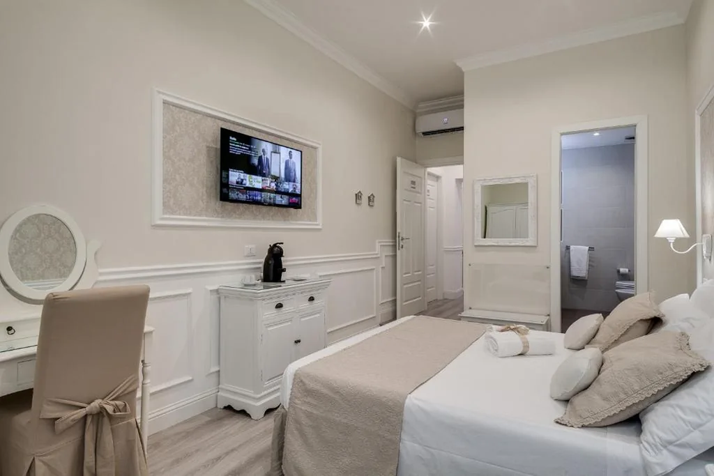 Standard Double Room — Charme & Chic Luxury