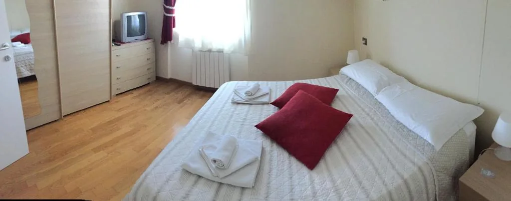 Standard Double Room with Shared Bathroom — Bed&Breakfast Riccio&Lella