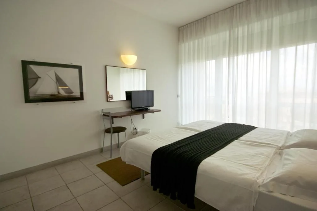 Standard Double Room with Sea View and Balcony — Hotel L’Approdo