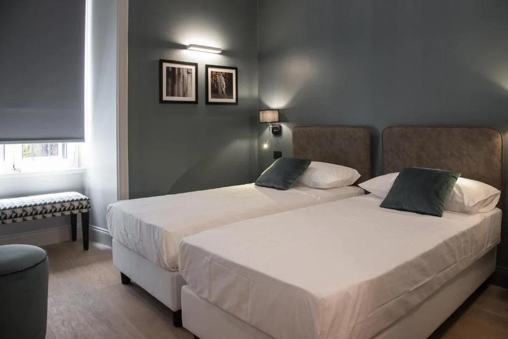 Standard Double Room — Domus Alberico