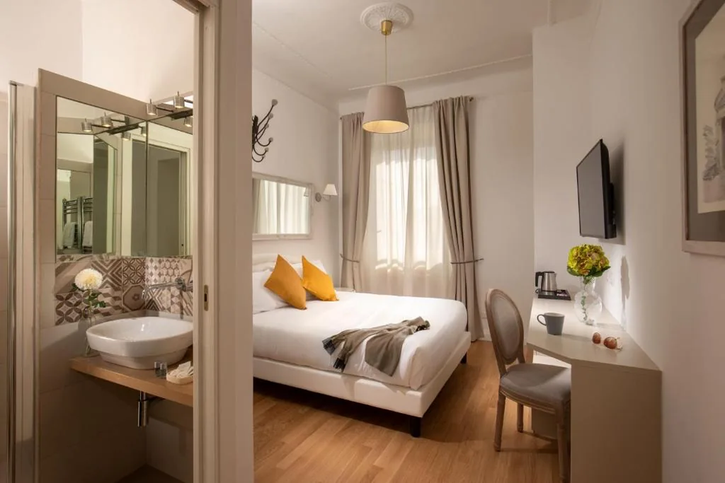 Standard Double Room — Domus Serafino