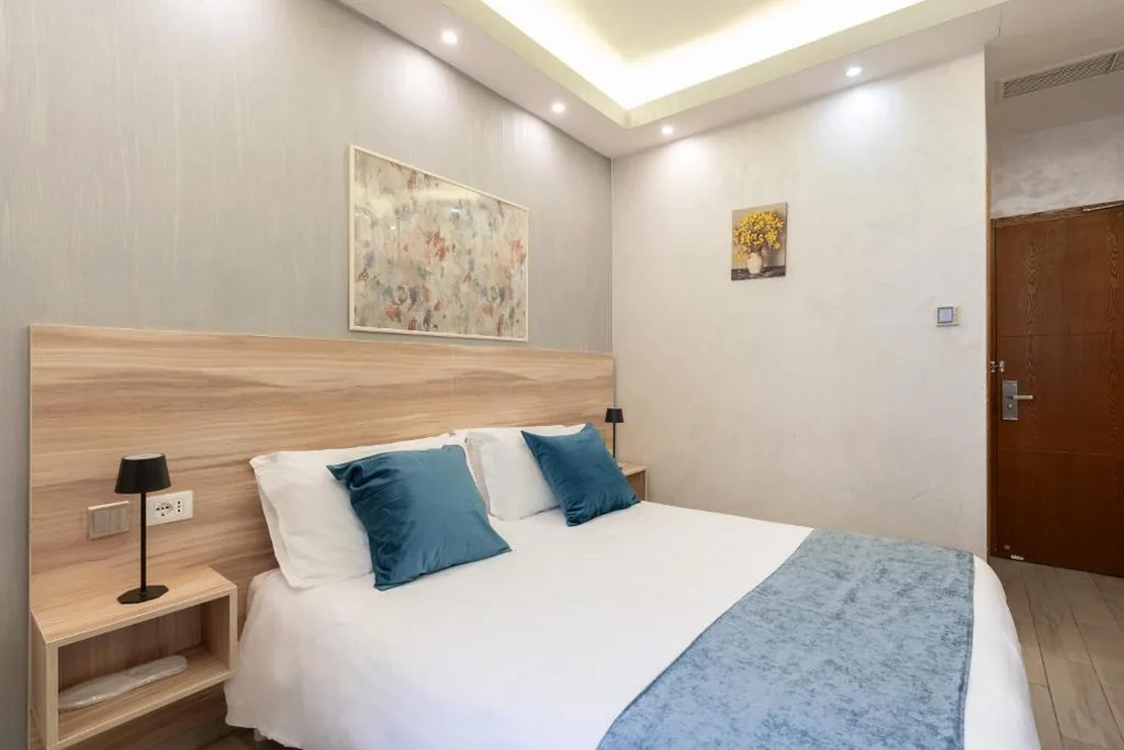 Camera Matrimoniale Standard — Drago D’Oro Guesthouse