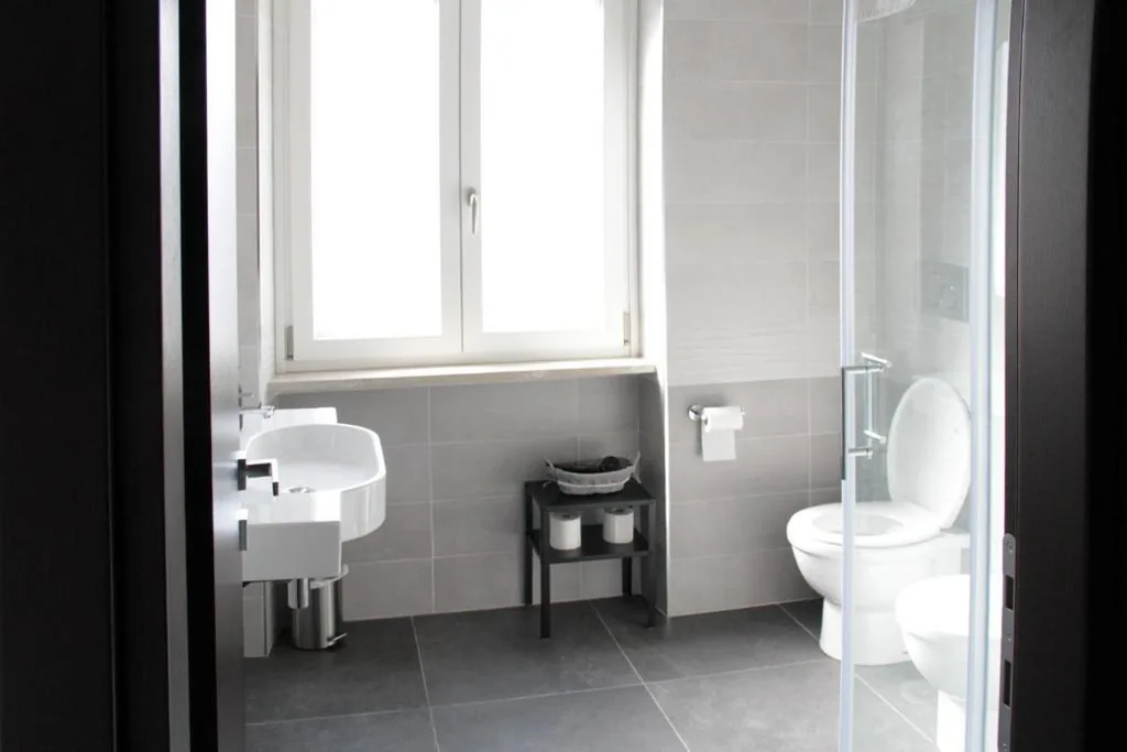 Camera Matrimoniale Standard — EasyRoom Frosinone – Casello Autostradale
