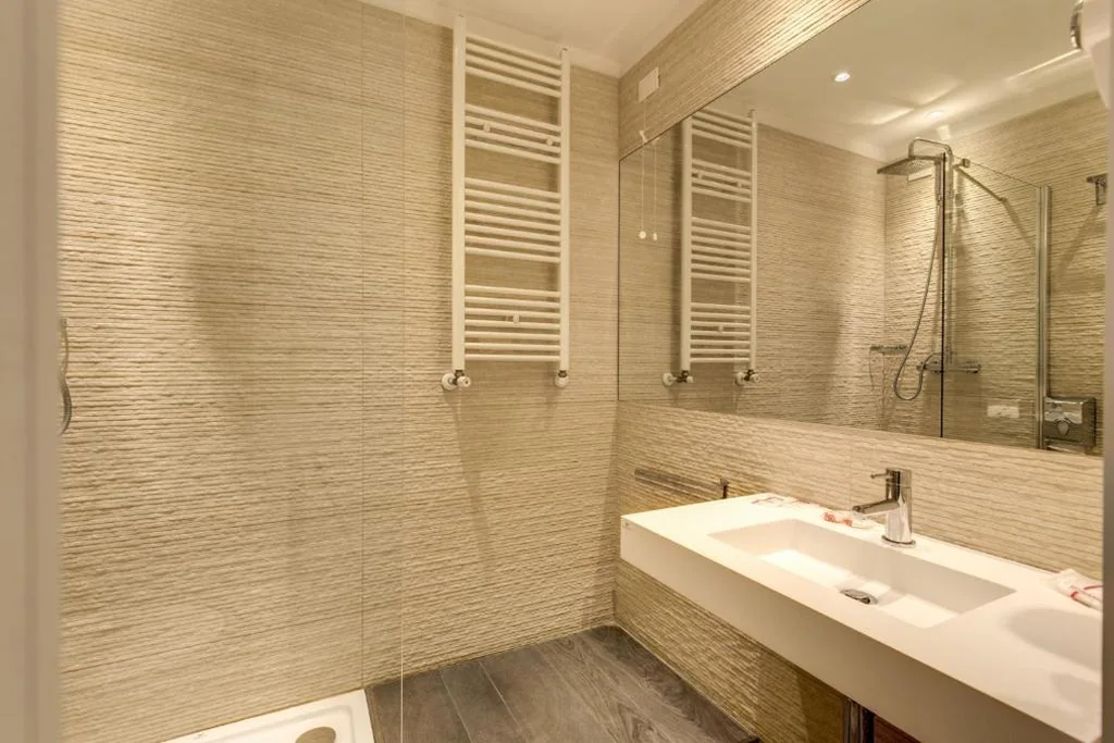 Standard Double Room — ECCE ROMA