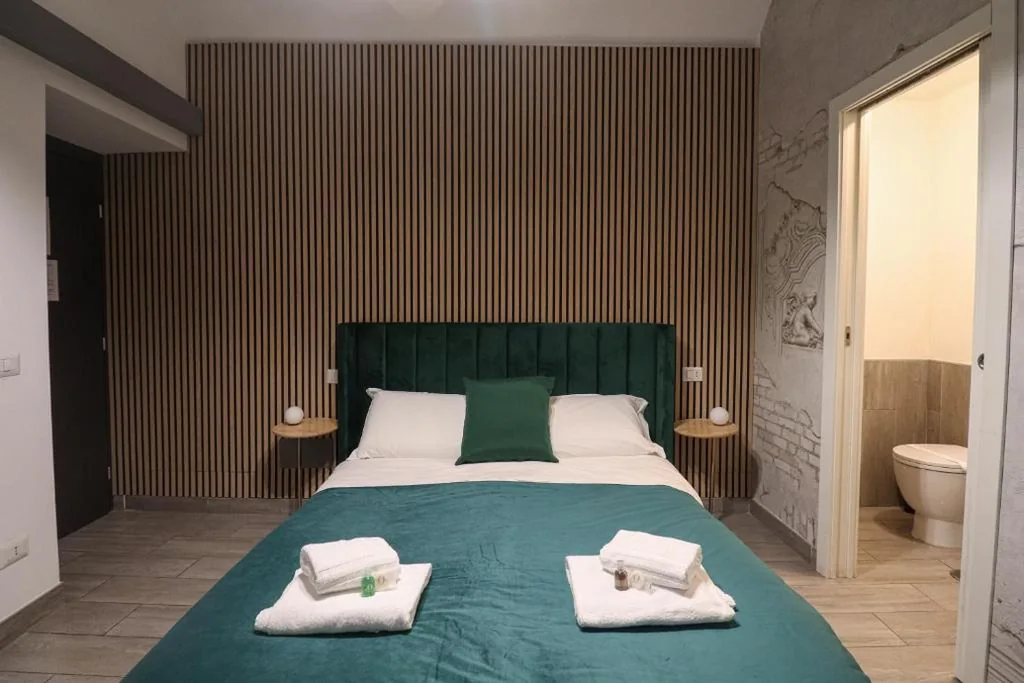 Standard Double Room — Essenza House Porta Pia