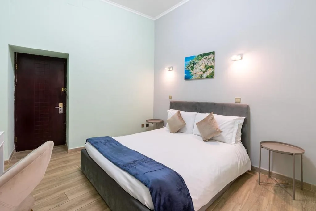 Standard Double Room — Giusi Rooms – Esquilino Harmony Guesthouse