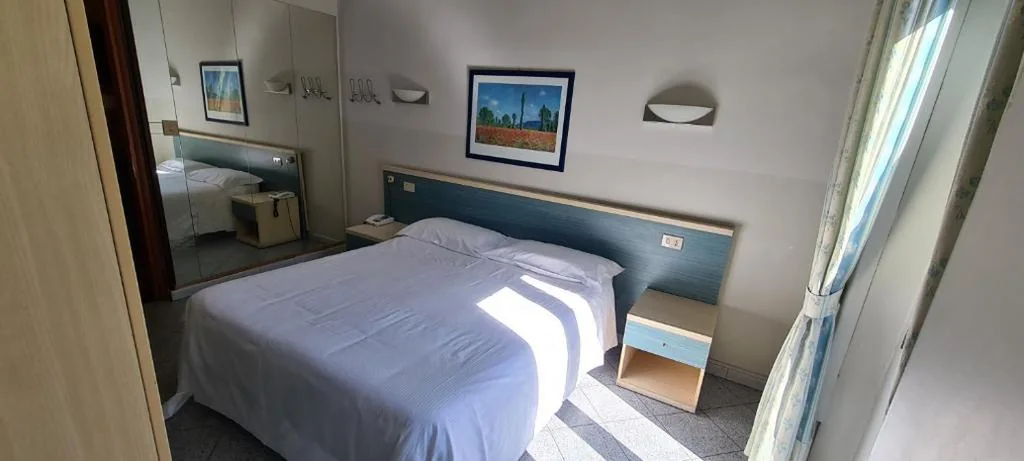 Standard Double Room — Hotel Ferrucci