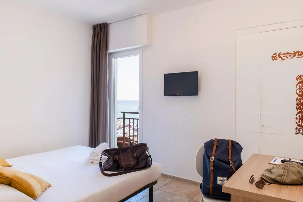 Camera Matrimoniale Standard — Hotel Jolly Roger