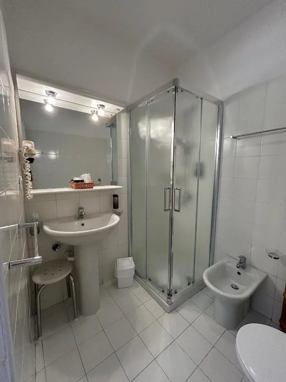 Camera Matrimoniale Standard — Hotel Ligure
