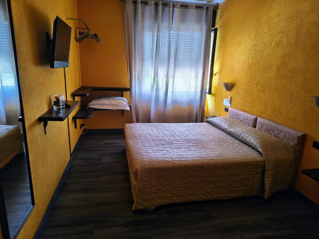Camera Matrimoniale Standard — Hotel Panoramico SPA lago d’Orta Only Adults