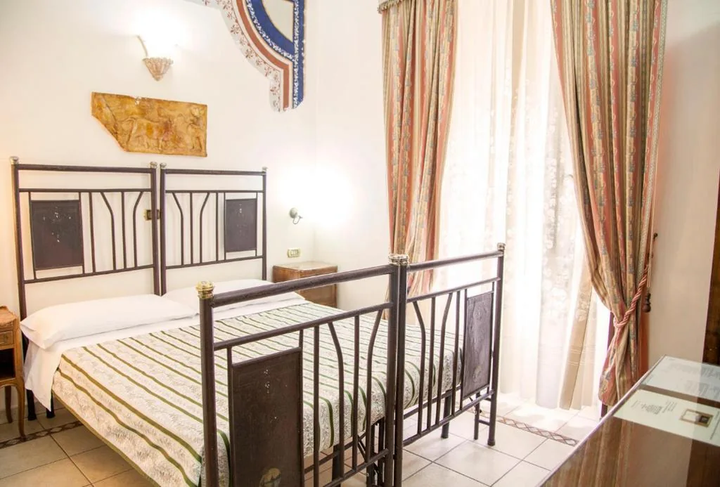 Camera Matrimoniale Standard — Hotel Robinson