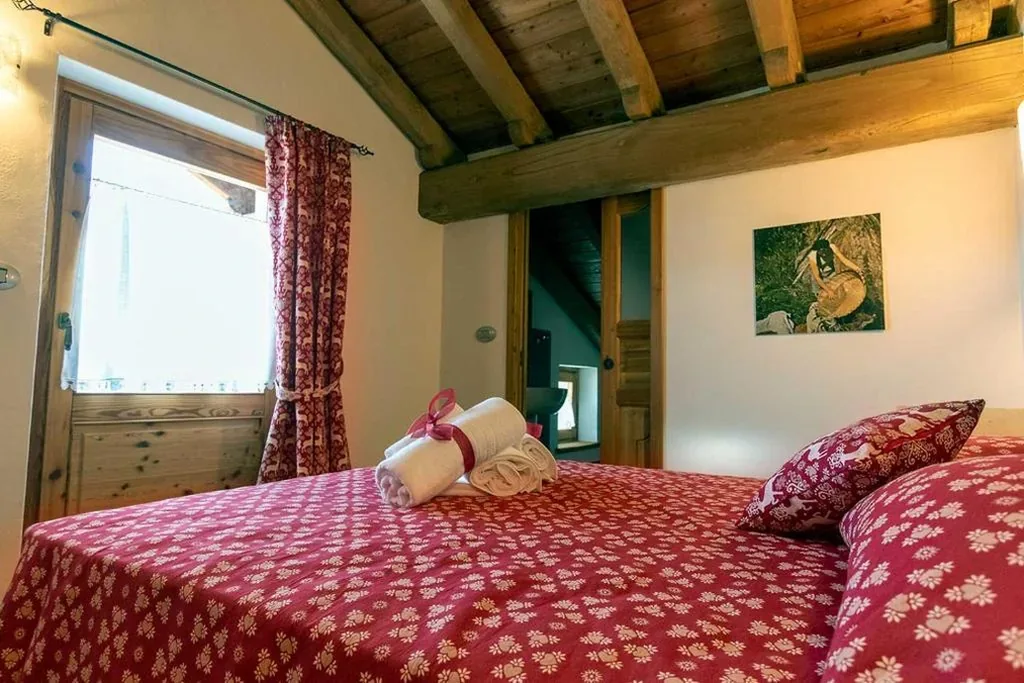 Camera Matrimoniale Standard — L’Or d’Echallogne – Chambre d’Hôtes