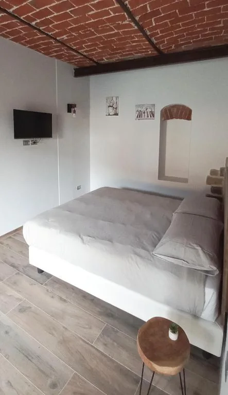 Standard Double Room — La Casetta
