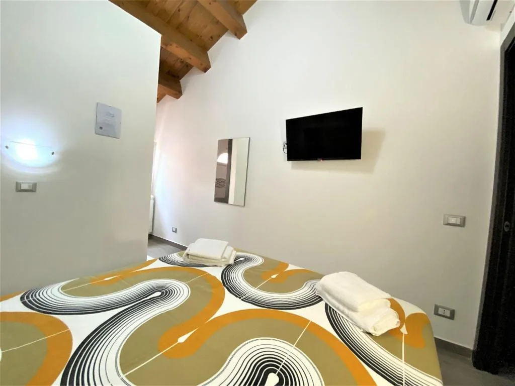 Camera Matrimoniale Standard — La Dimora del Golfo – UN LETTO IDEALE