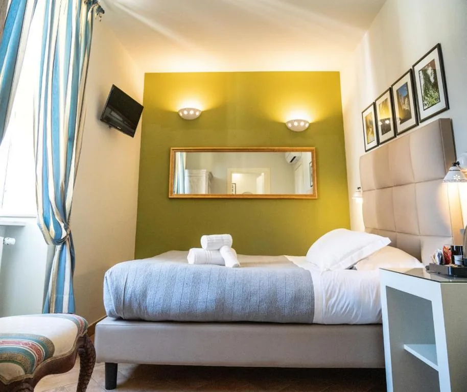 Camera Matrimoniale Standard — LC Boutique Hotel
